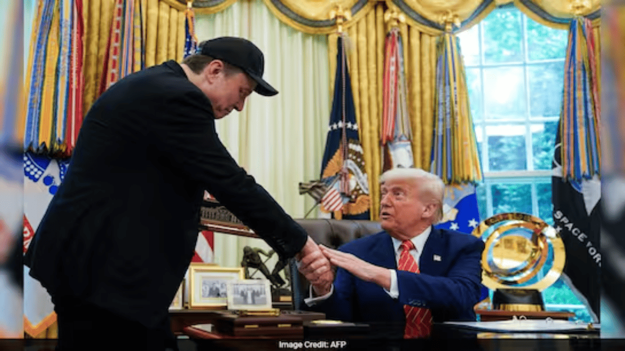 End Of Trump-Musk Bromance Triggers Hilarious Social Media Memes